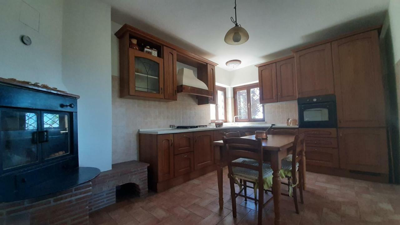 Villa Pacchini Poggio Mirteto Eksteriør bilde