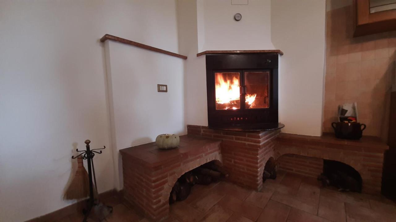 Villa Pacchini Poggio Mirteto Eksteriør bilde